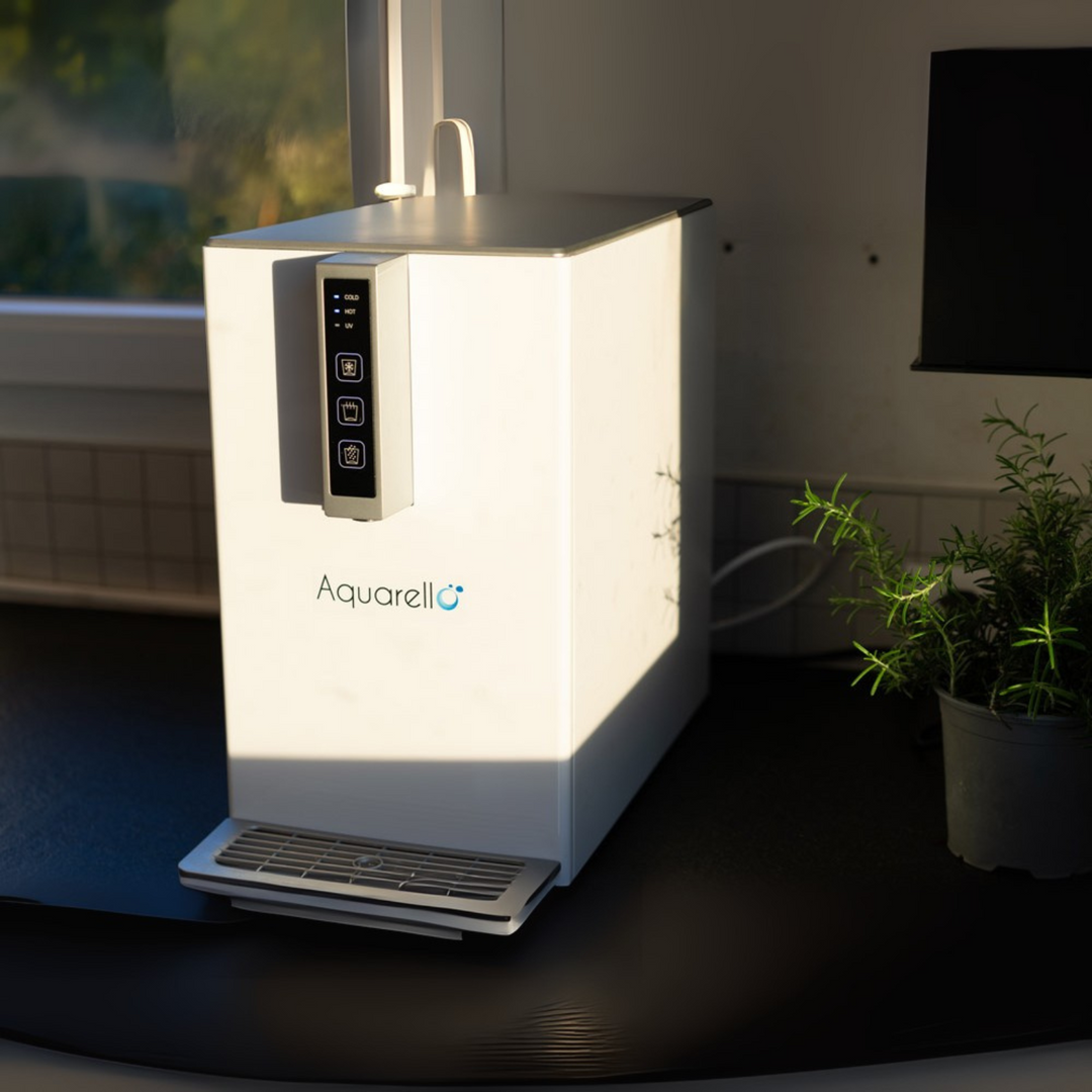 SODA1 Wasserspender – Heiß, Kalt &amp; Sprudelnd mit Integriertem Filter &amp; UV desinfektion