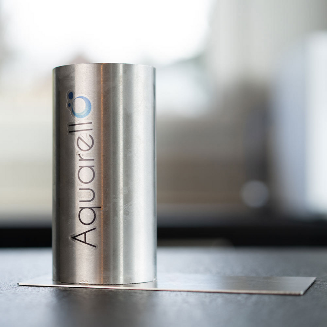 Support de cylindre de gaz Aquarello pour des cylindres de 425g, économise de l'espace sous le distributeur d'eau ou l'évier – Fabriqué en Suisse
